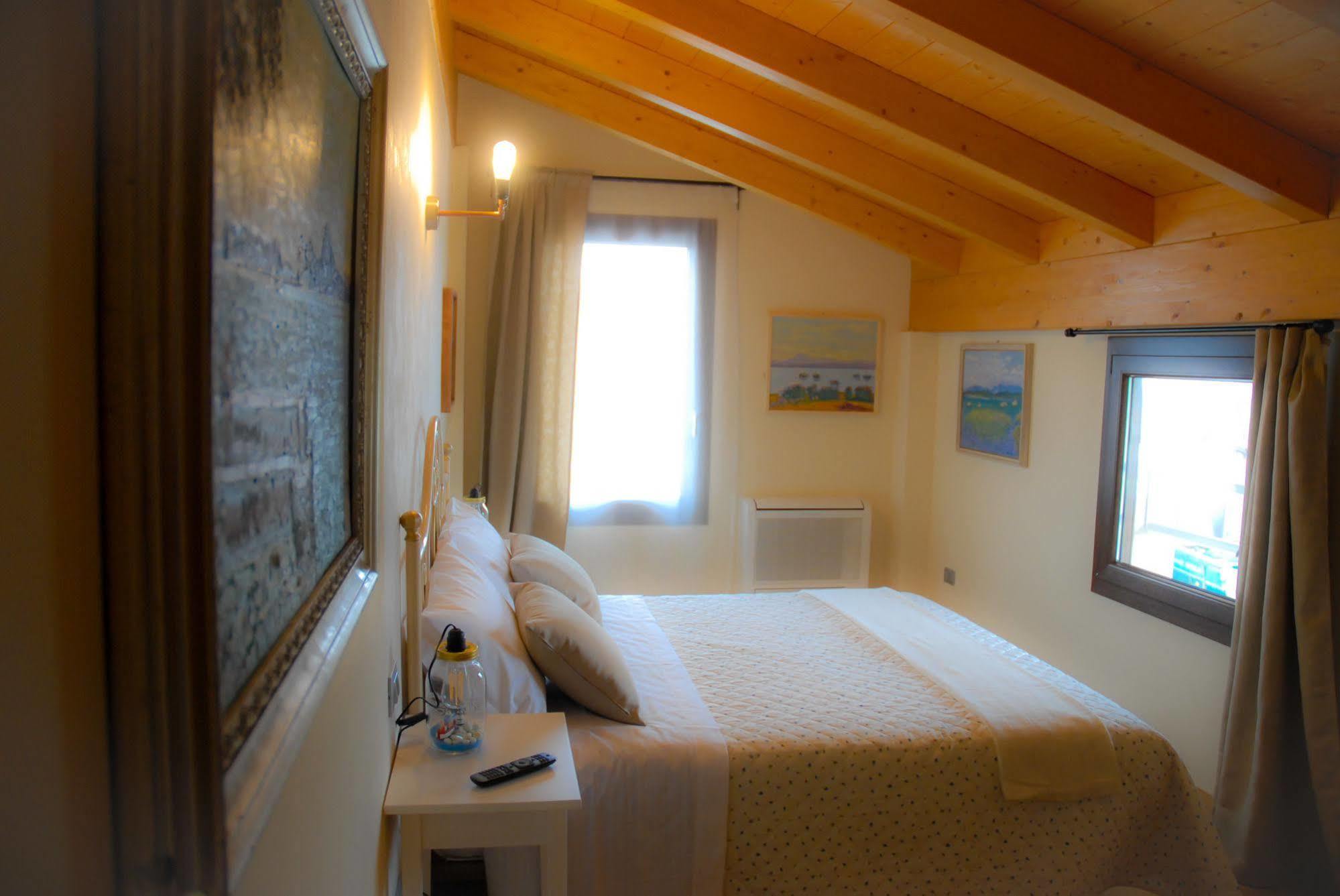 Art Gallery Bed & Breakfast